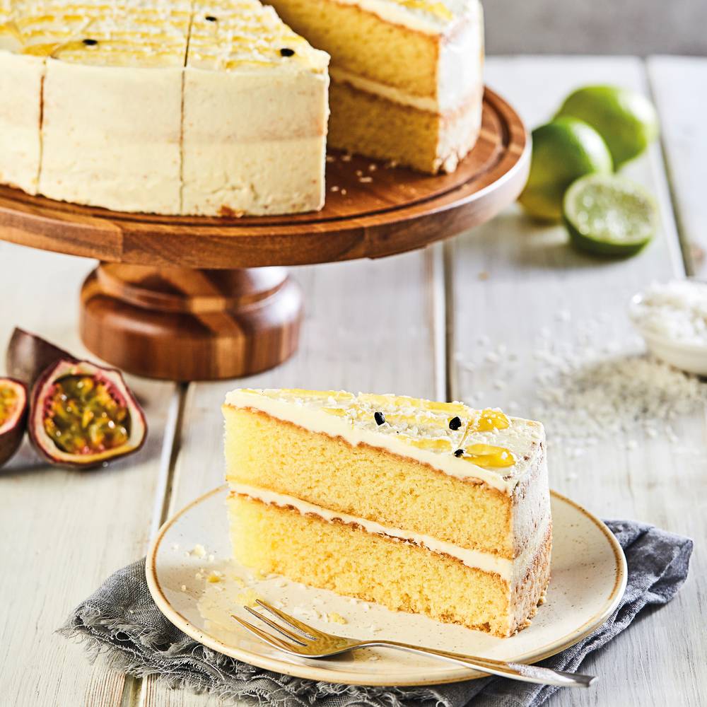 Chefs’ Selections Passionfruit, Lime & Coconut Cake (1 x 14p/ptn)