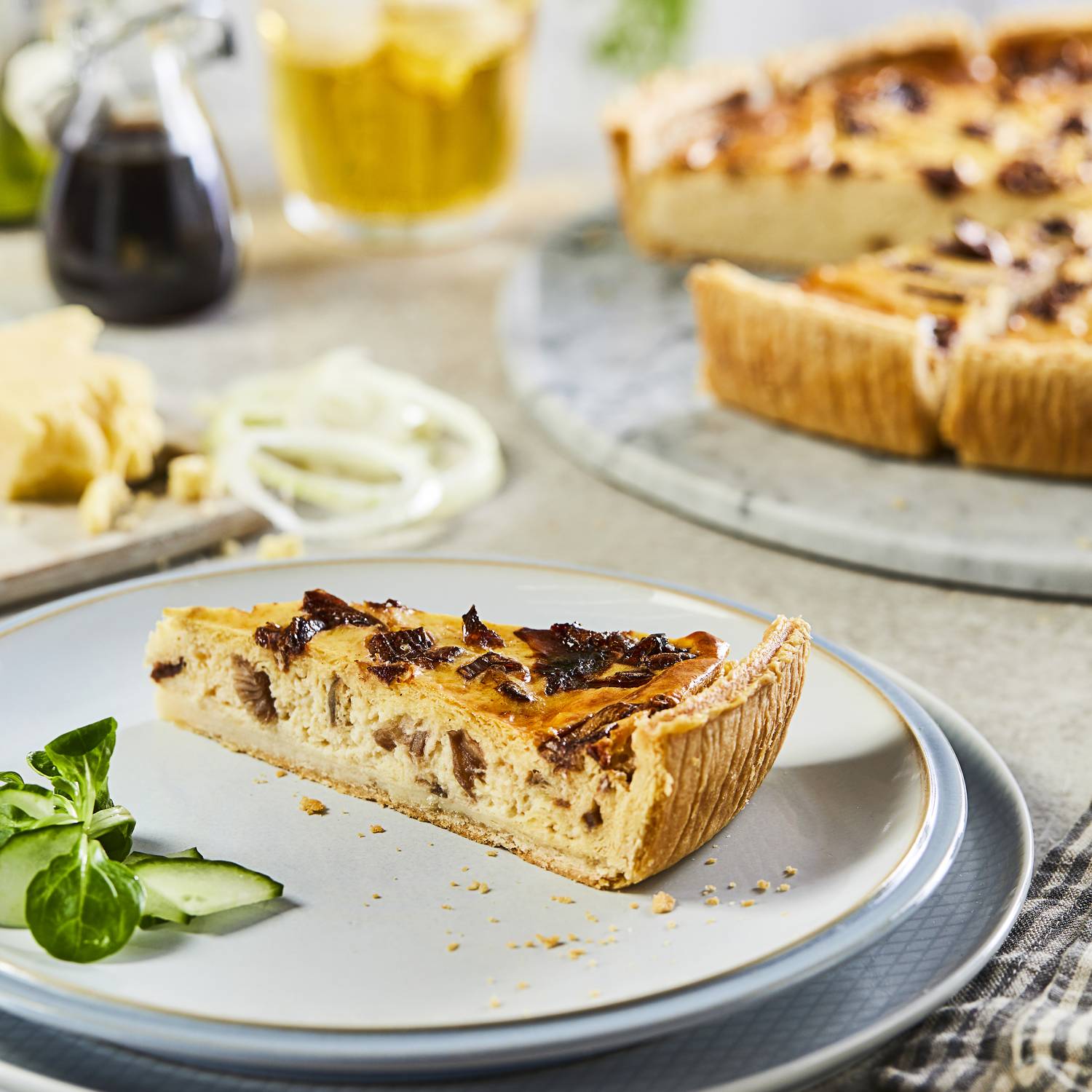 Chefs’ Selections Balsamic Onion & Cheddar Quiche (1 x 1.5kg) (12 pre-portion)