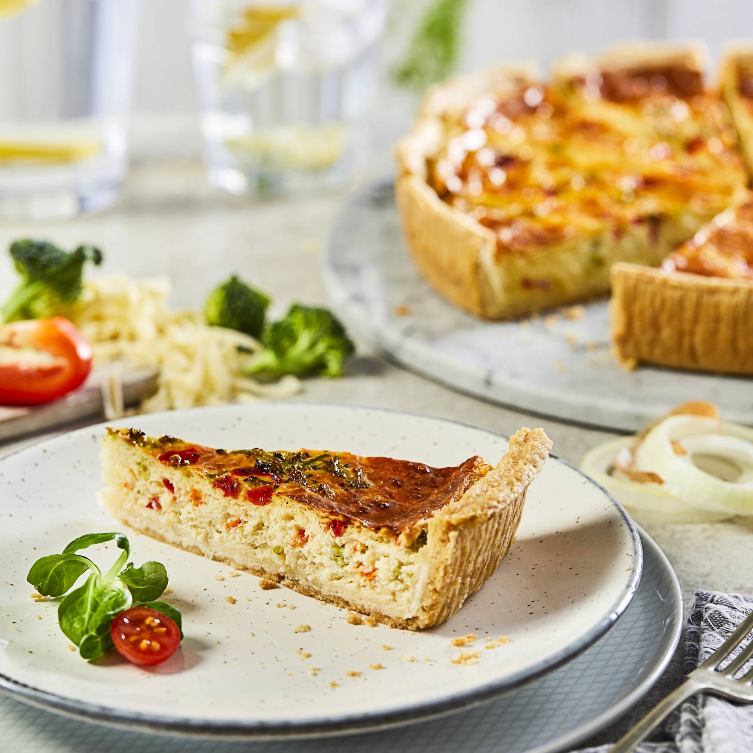 Chefs’ Selections Broccoli & Roasted Pepper Quiche (1 x 1.5kg) (12 pre-portion)