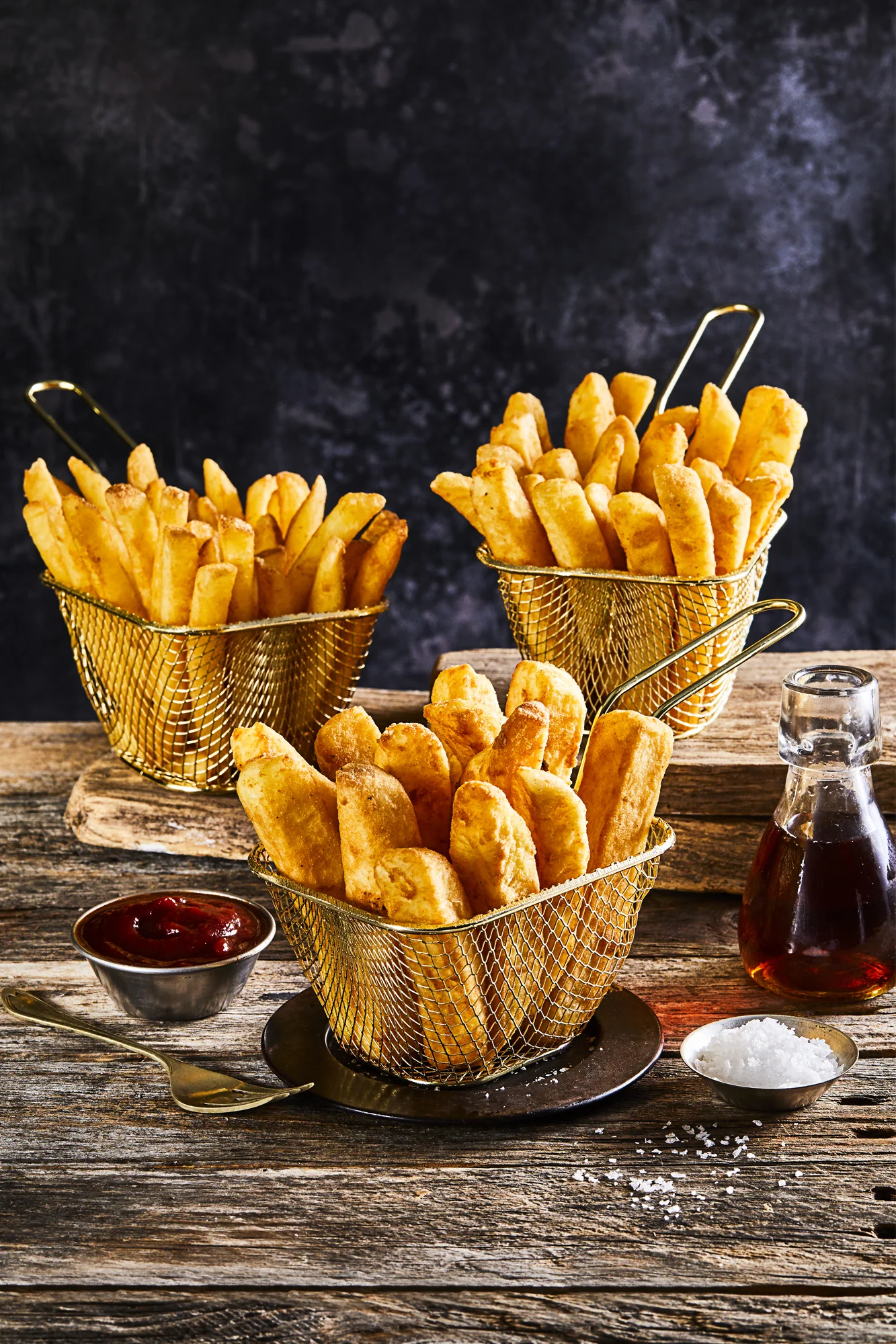 Chefs Selection Premium Chips in a serving basket