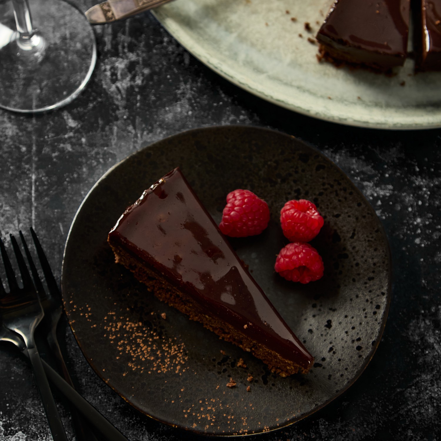 Chefs’ Selections Premium Collection Vegan & GF Mirrored Chocolate Torte (1 x 16ptn)