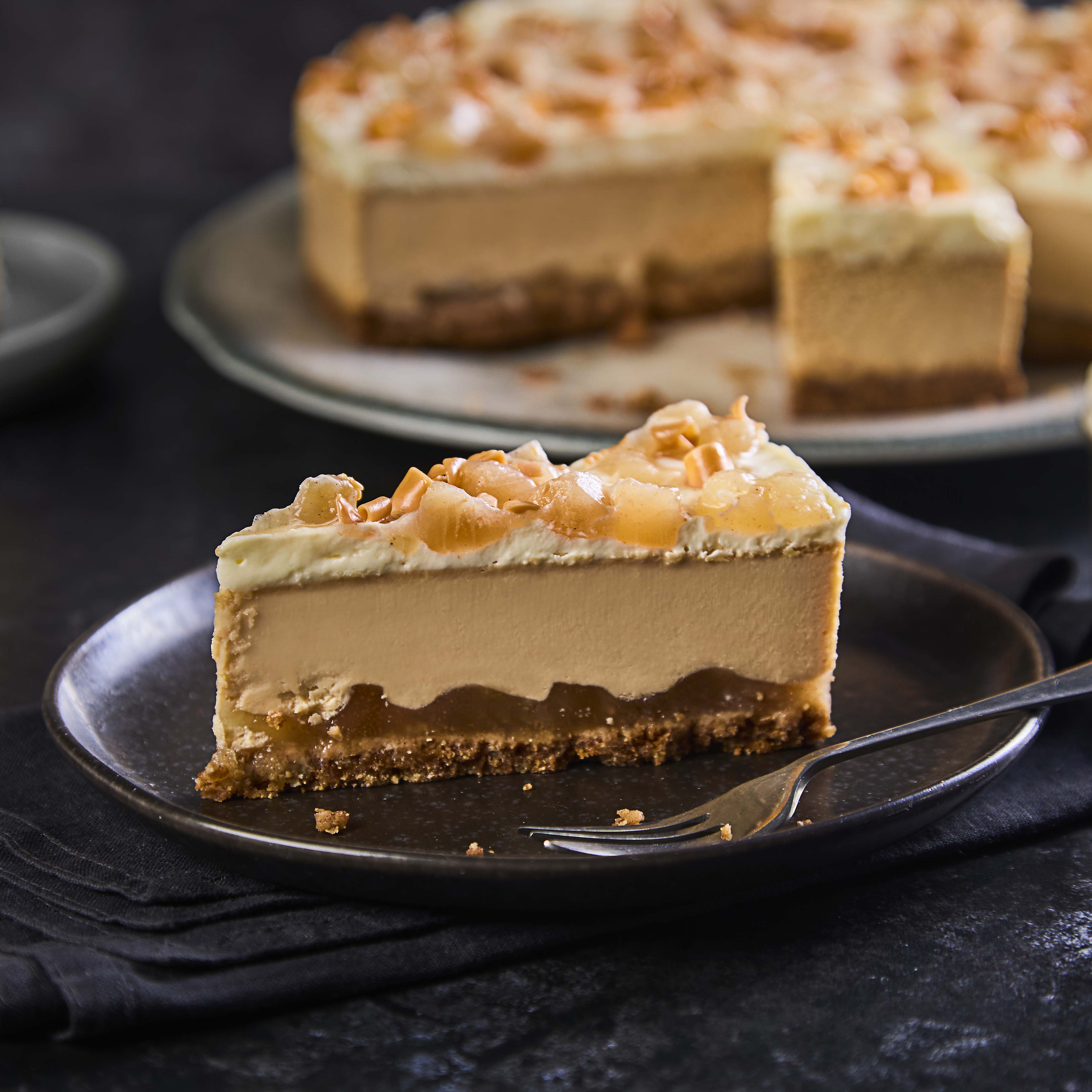 Chefs’ Selections Premium Collection Spiced Pear & Caramel Cheesecake (1 x 14 portions)